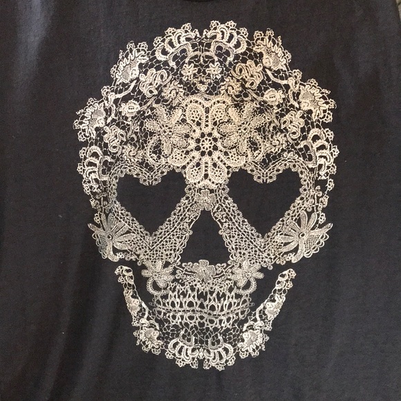 Skull Muscle Tank Top - Picture 3 of 4